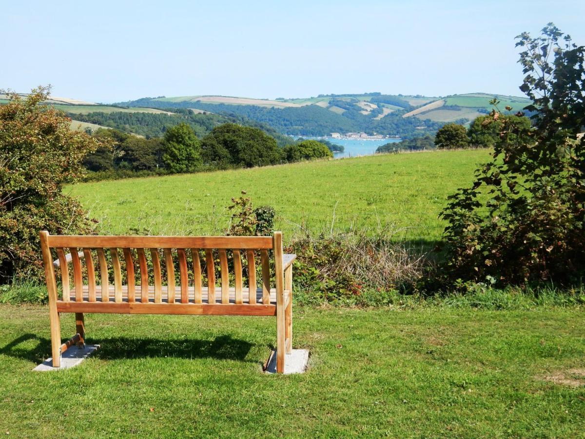 Dartmouth Chalet Holidays Bagian luar foto