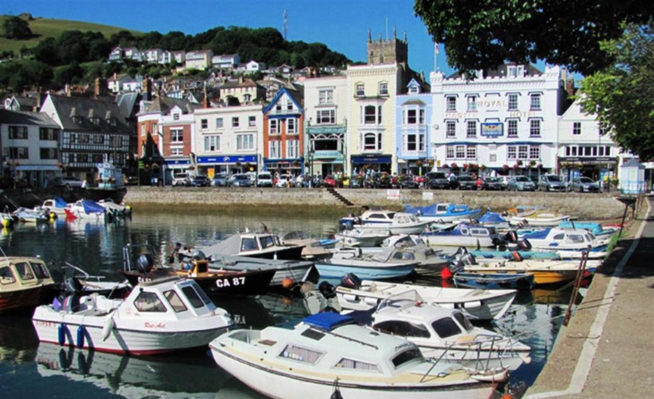 Dartmouth Chalet Holidays Bagian luar foto