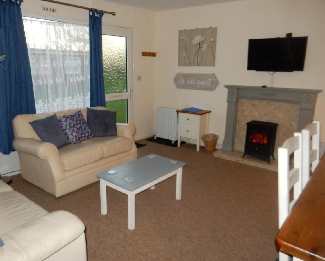 Dartmouth Chalet Holidays Bagian luar foto