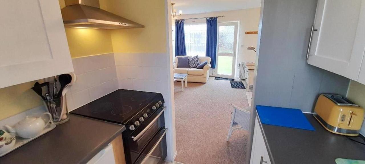 Dartmouth Chalet Holidays Bagian luar foto